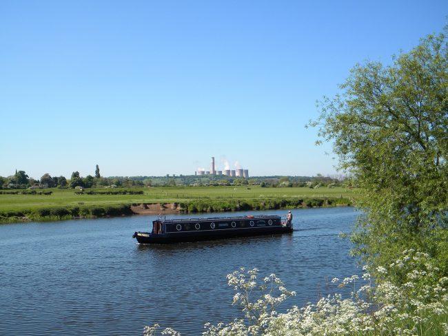 river-2530385_1920